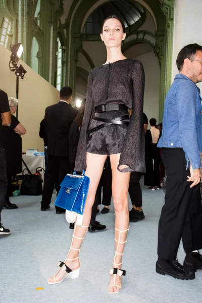 Look 26